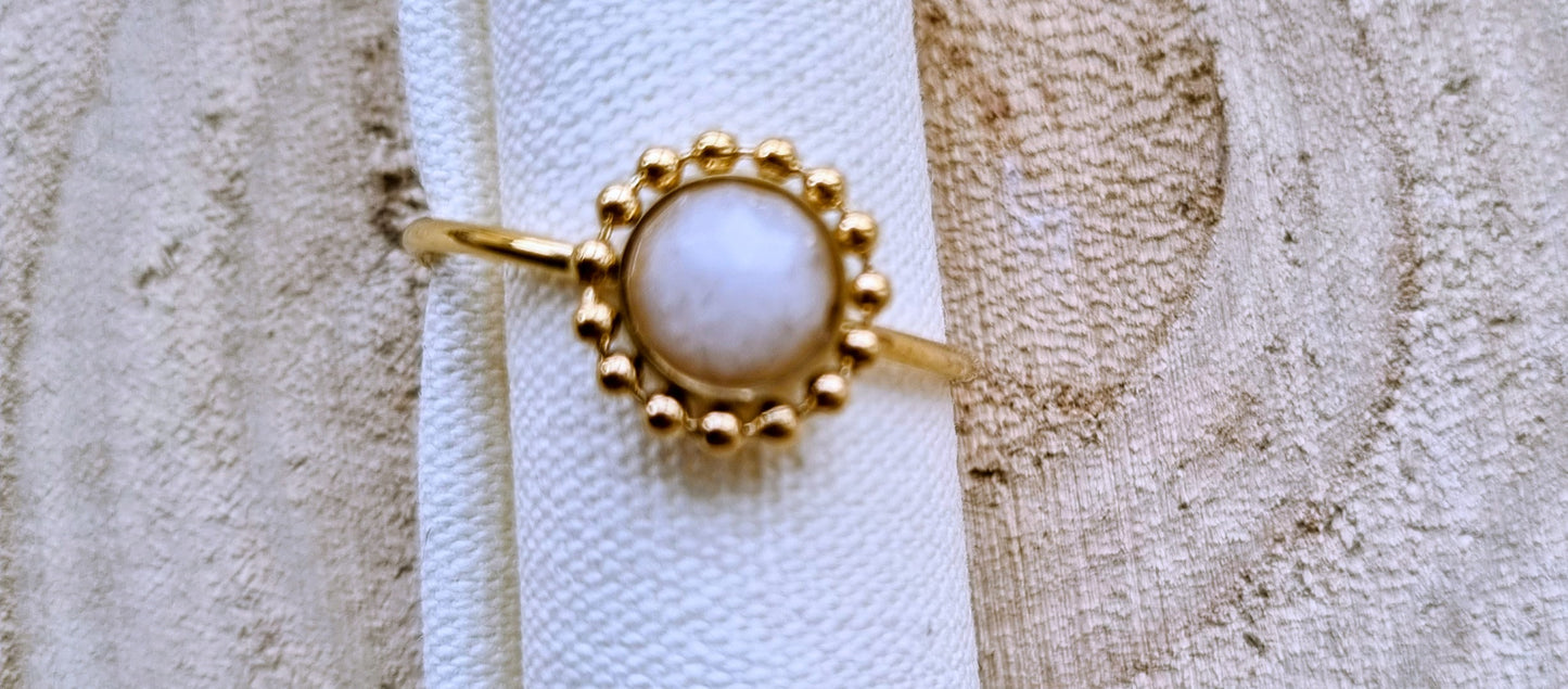 18ct Gold Plated Natural Stone Flower Ring-White Jade