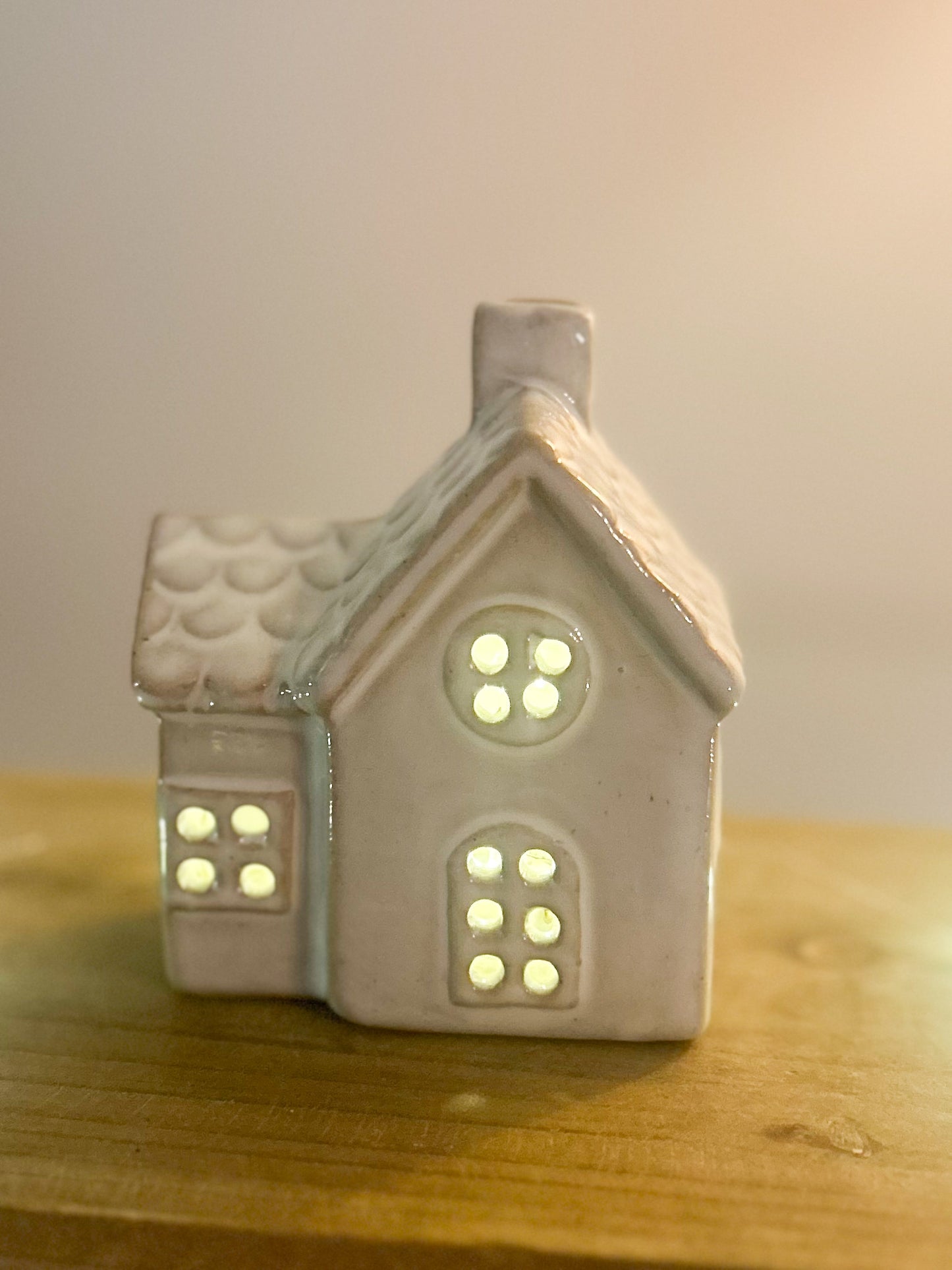 Ceramic Country Light up House in White-small