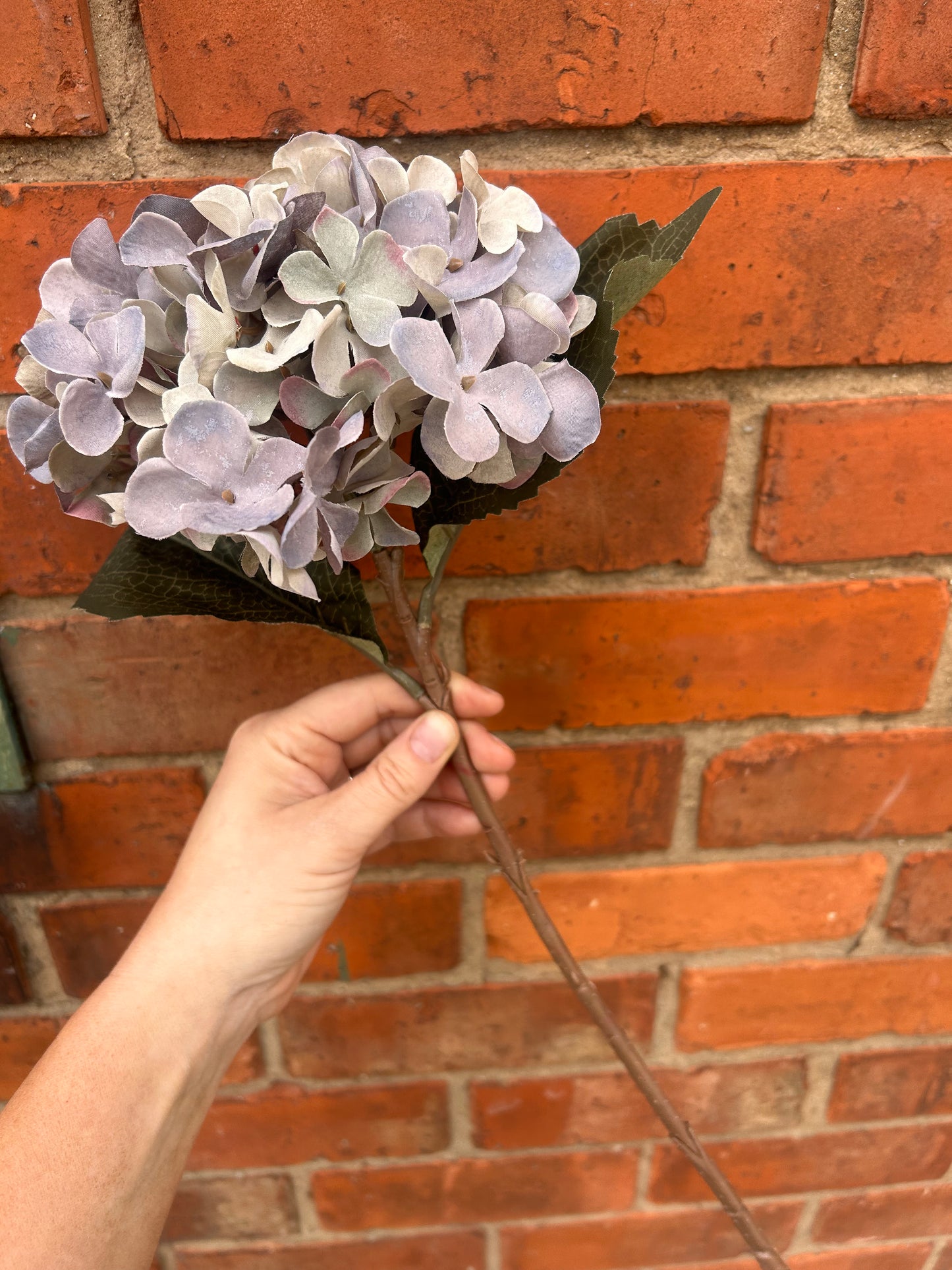 Faux Hydrangea Stem – Faded Lilac & Grey