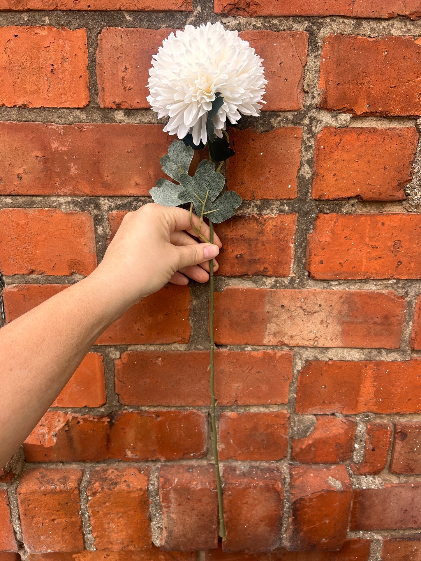 Faux Chrysanthemum Stem – White