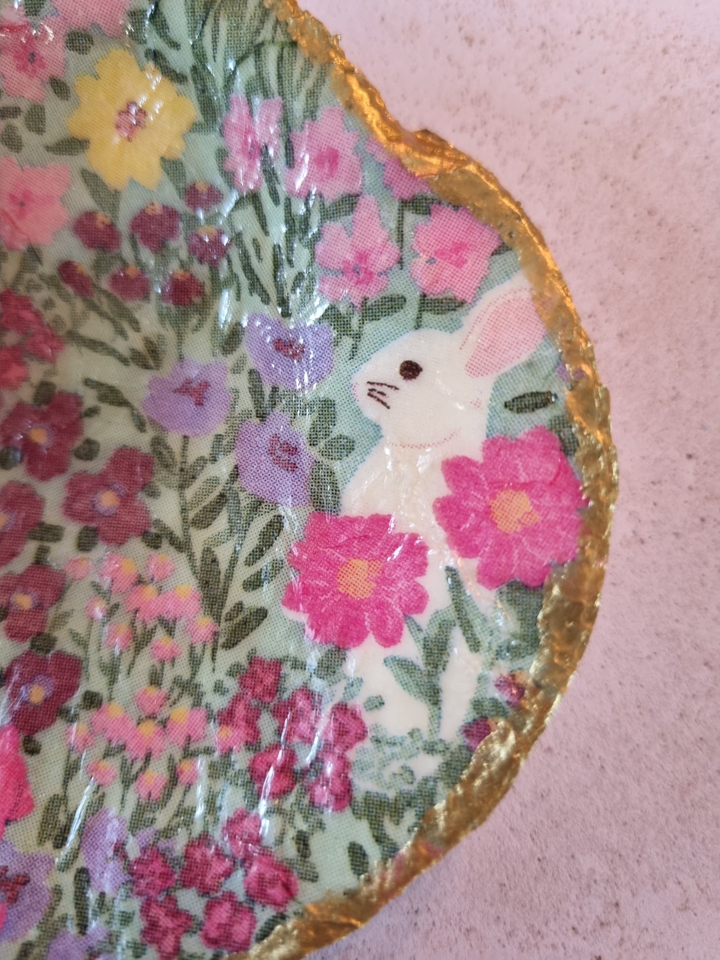 Wildflower Meadow Rabbit Scallop Shell Dish