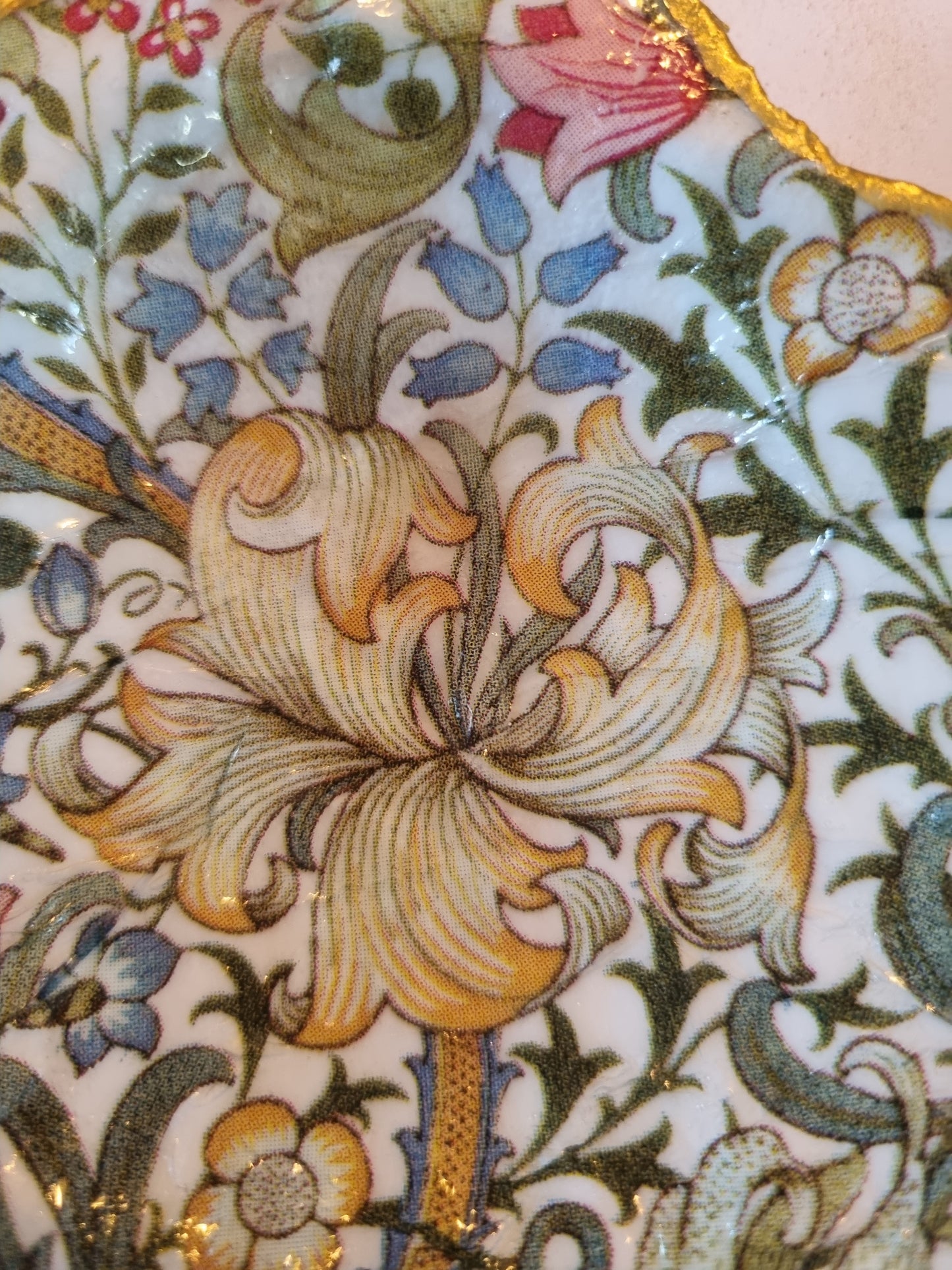 Heritage Botanical Scallop Shell Trinket Dish