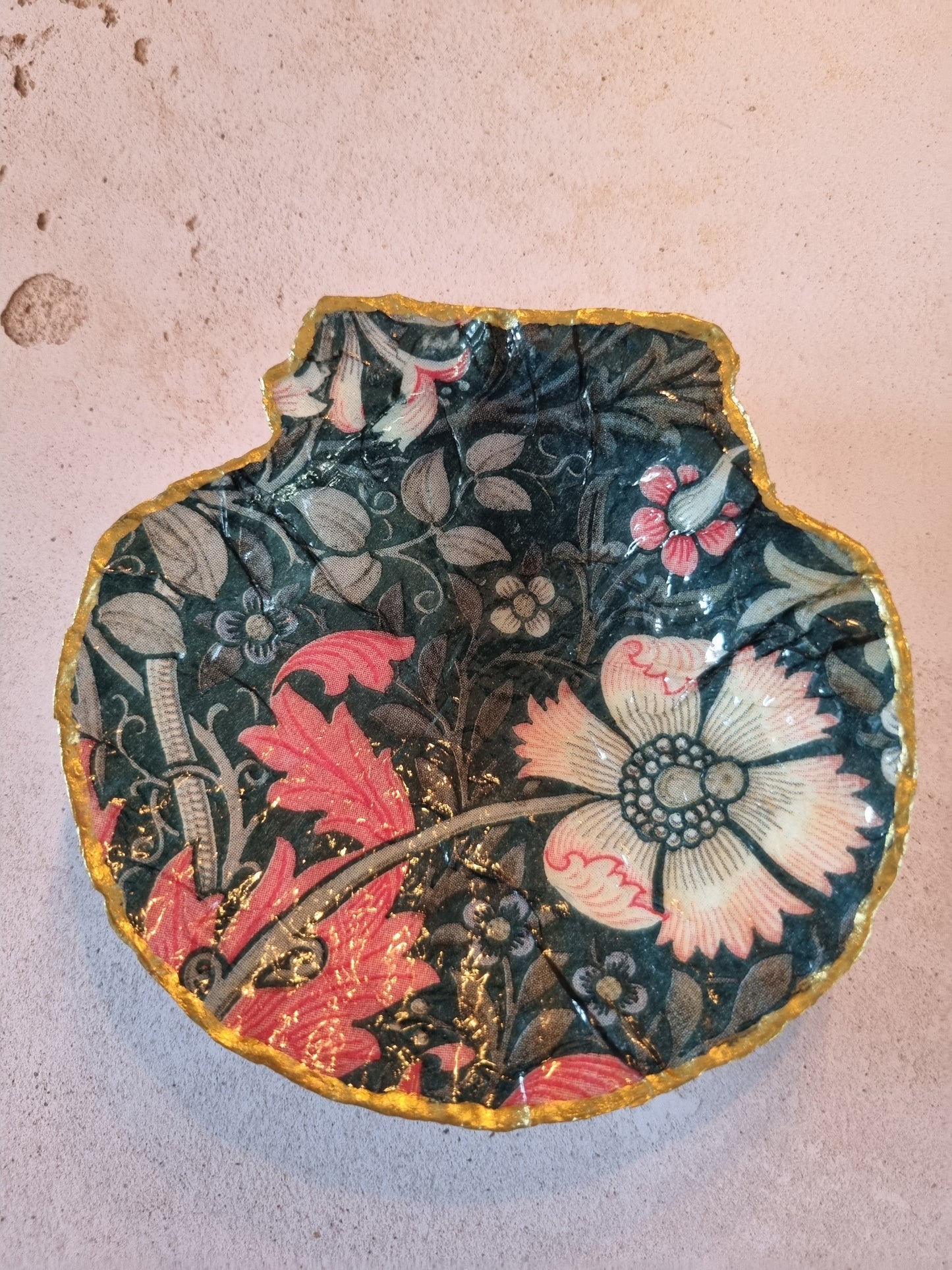 Midnight Botanical Scallop Shell Trinket Dish