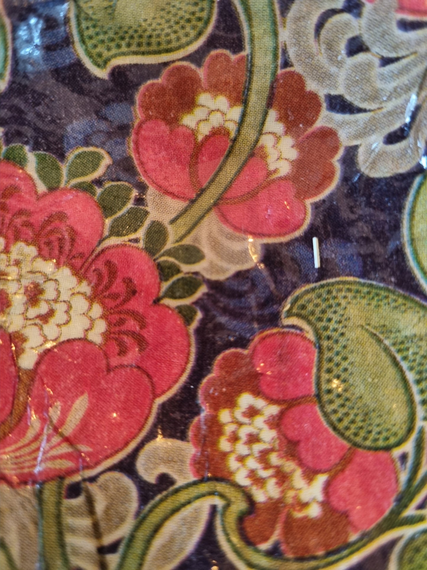 Bold Heritage Floral Scallop Shell Trinket Dish