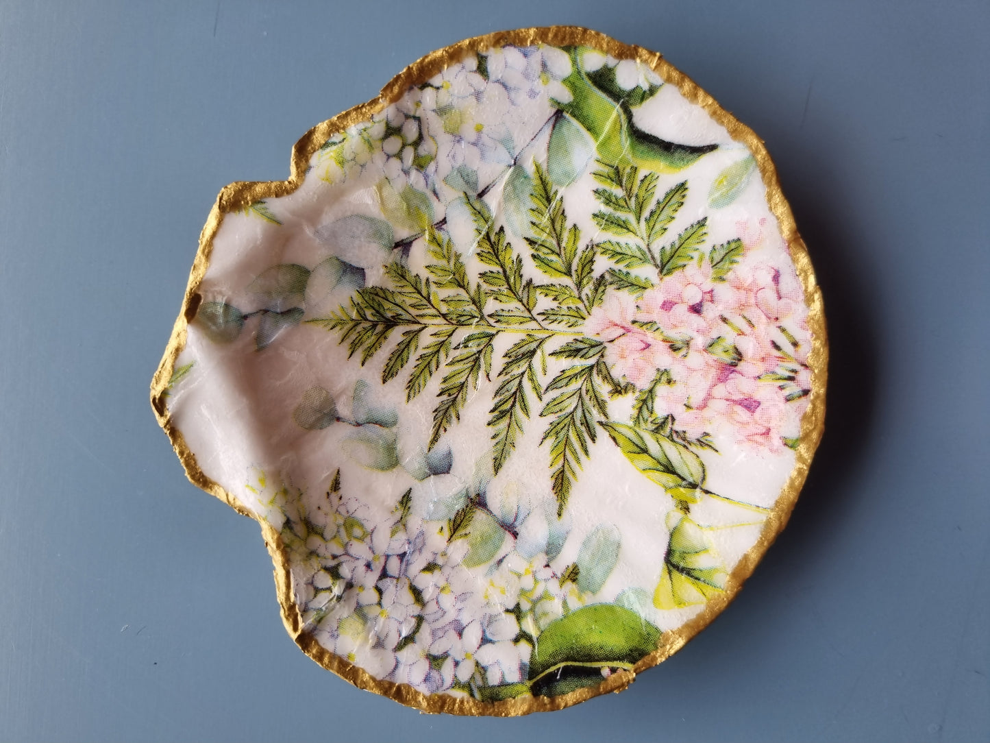 Botanical Meadow Scallop Shell Dish