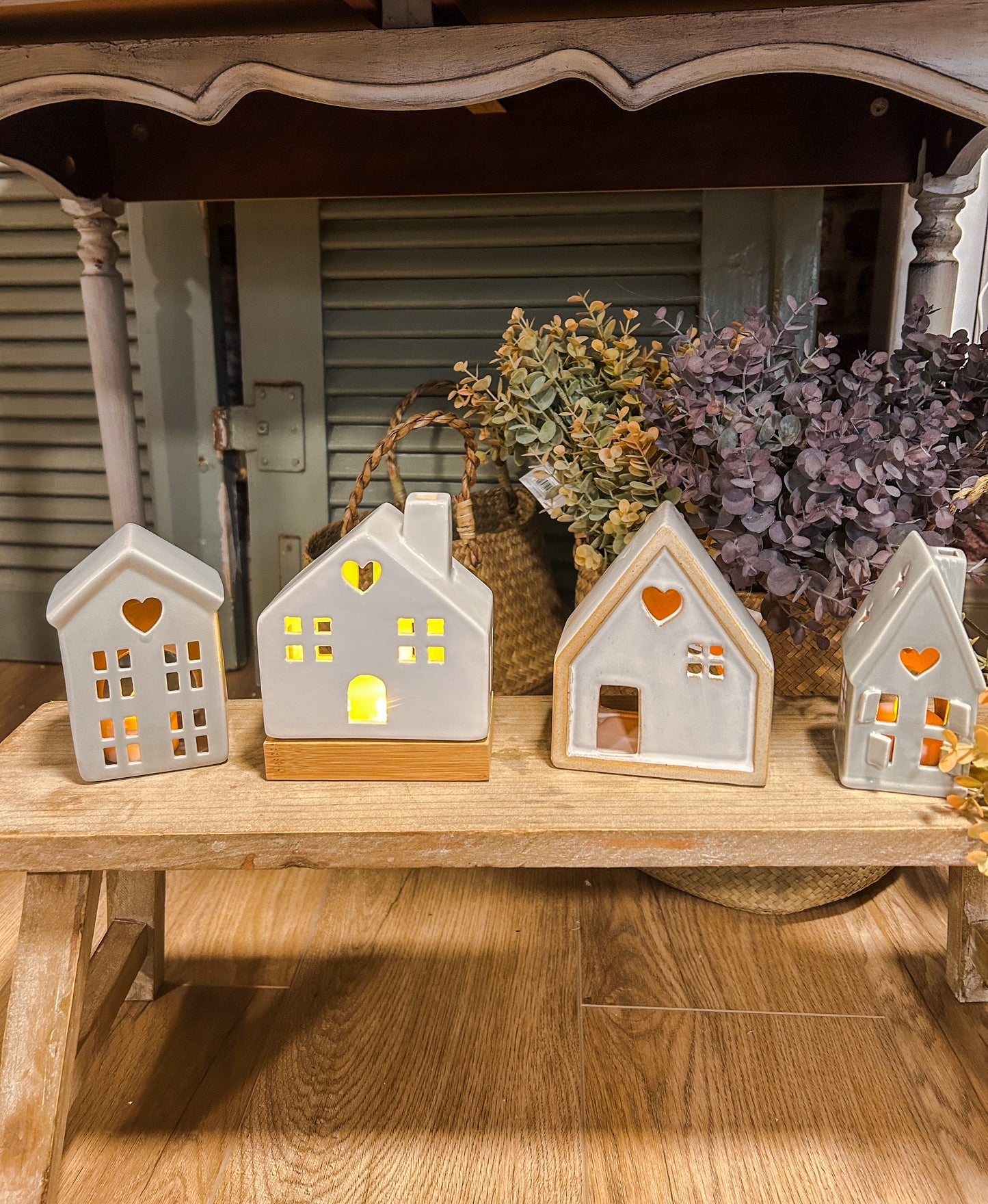 LED House decoration on wooden base - The Barn Shed