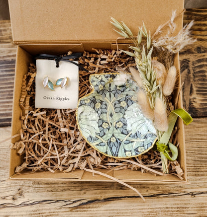 Luxury Shell and Jewellery Gift Shell Box | Botanical Gift Box | Handmade Gift| Thoughtful Gift