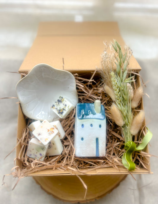 New Home Gift Box| Housewarming Gift| Wax Melt Gift Set | Thoughtful New Home Present| Moving Gift