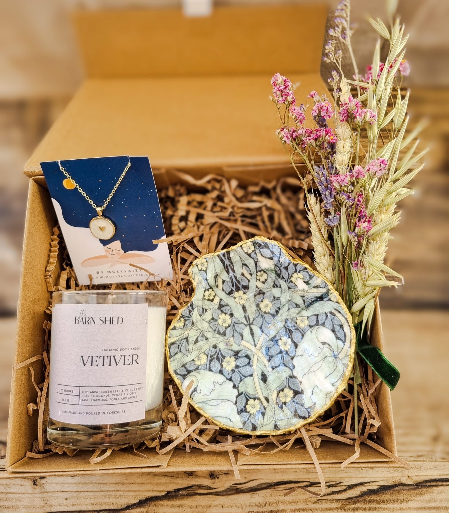 Luxury Candle, Jewellery & Decorative Shell Gift Shell Box | Botanical Gift Box| Handmade Gift| Thoughtul