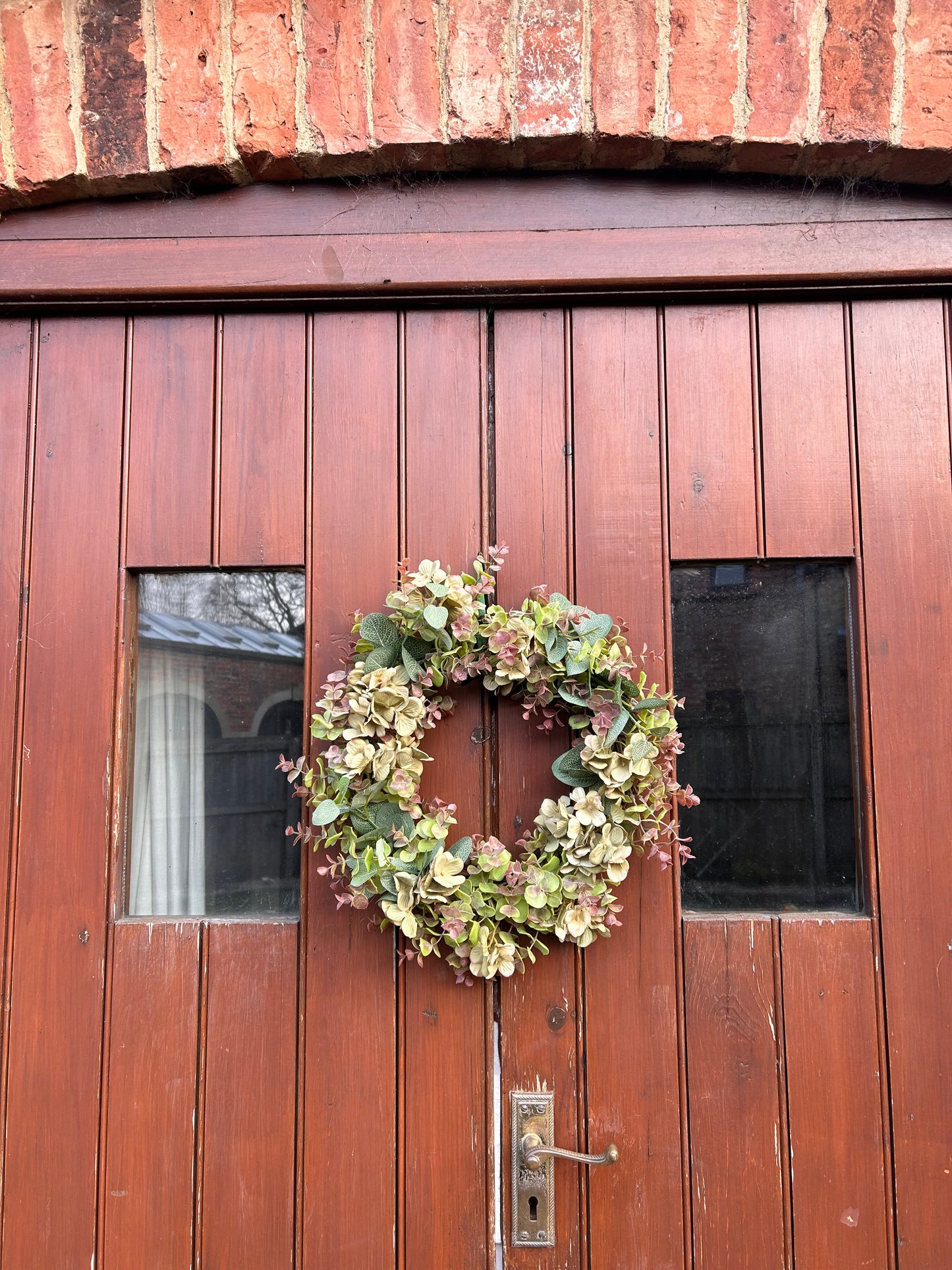 Green Hydrangea & Eucalyptus Artificial Wreath