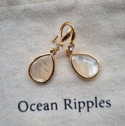14ct Gold Plated Mother of Pearl Drop Earrings