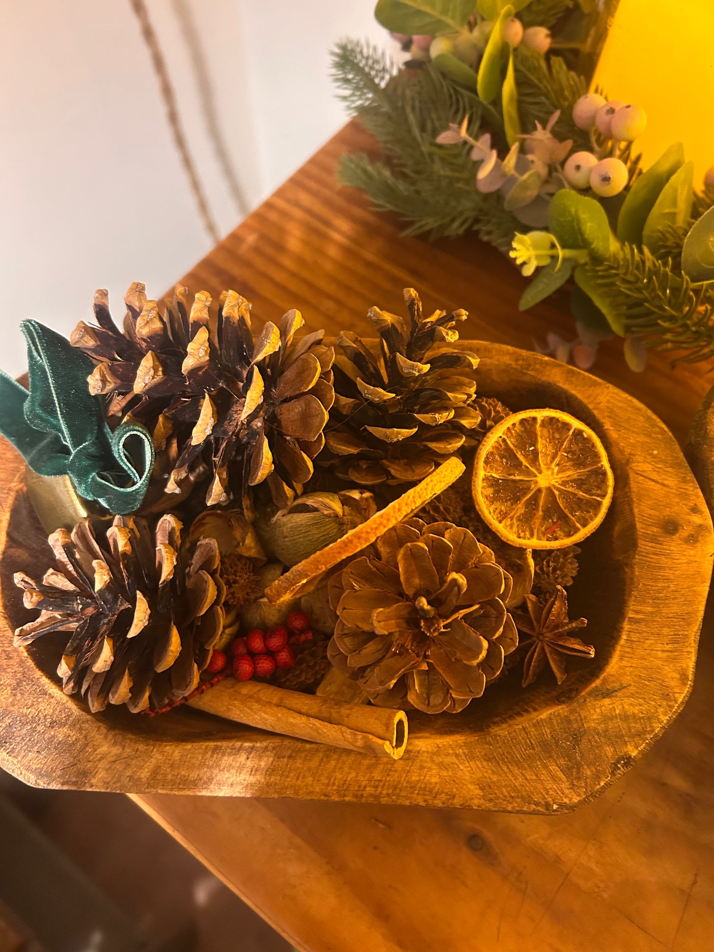 Wooden Dough Bowl Festive Potpourri-Small